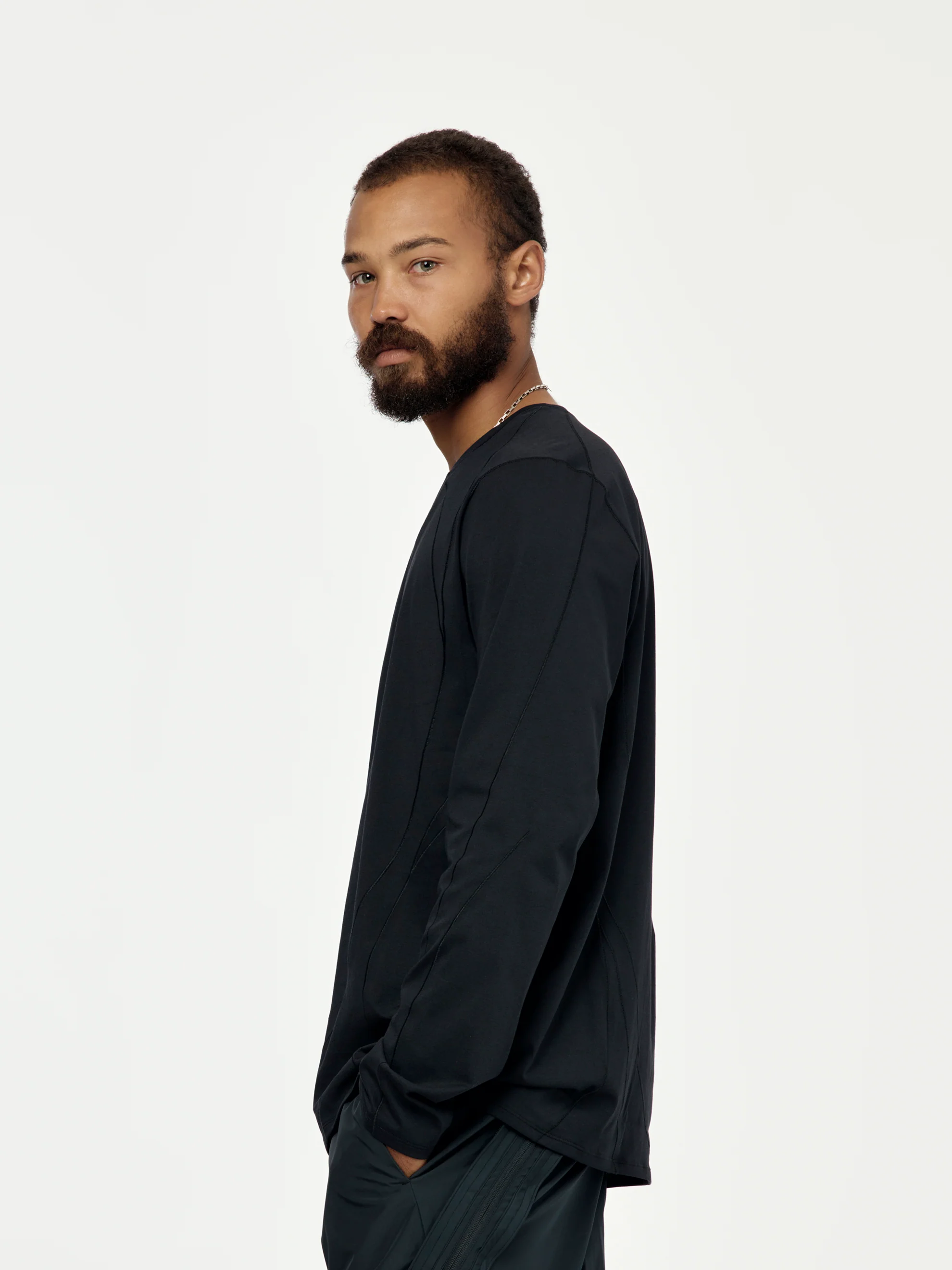 7.0 LONG SLEEVE CENTER (BLACK) - Image 3