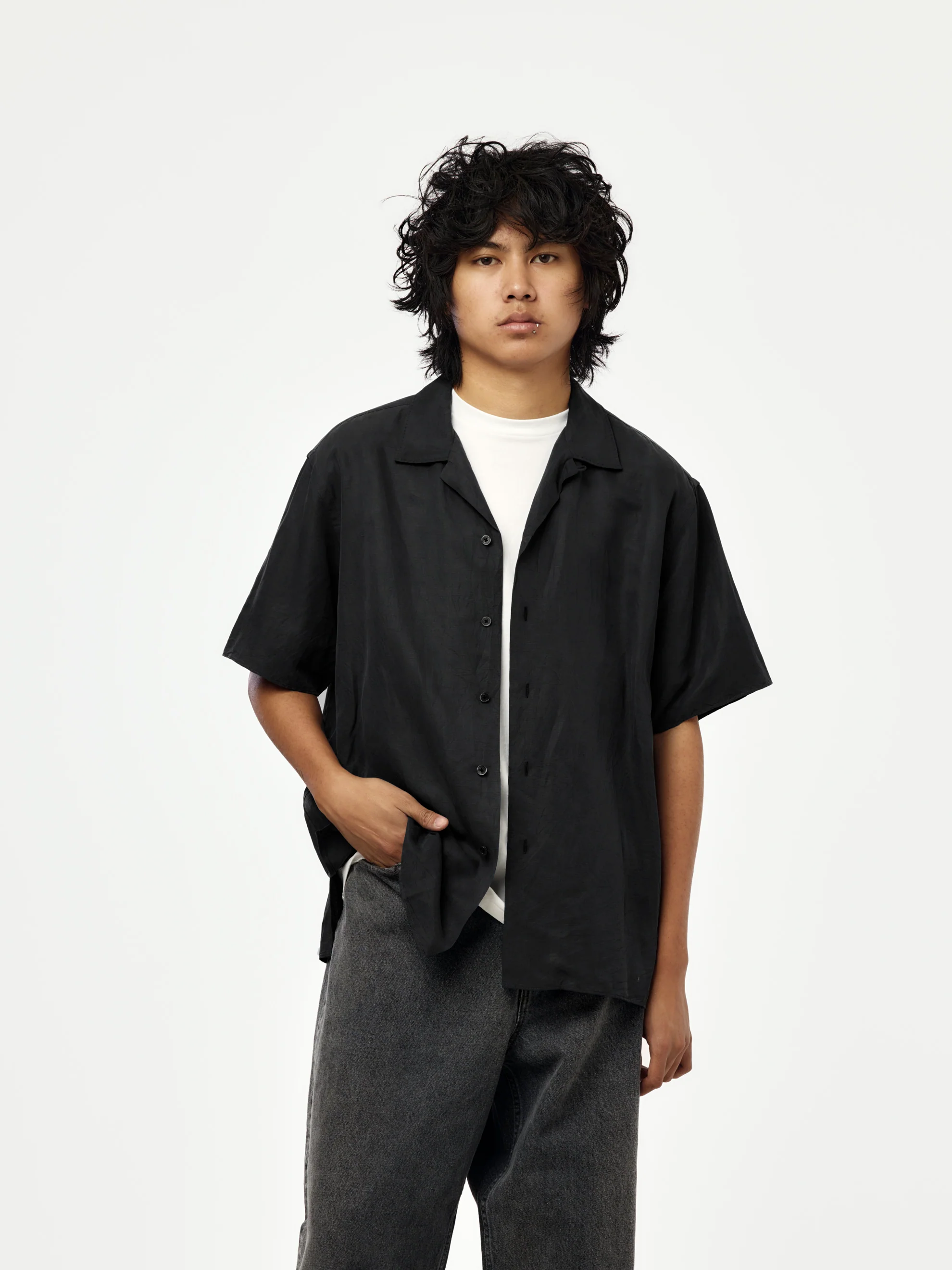 Vintage Silk Linen Short-Sleeve Open Collar Shirt (Black)