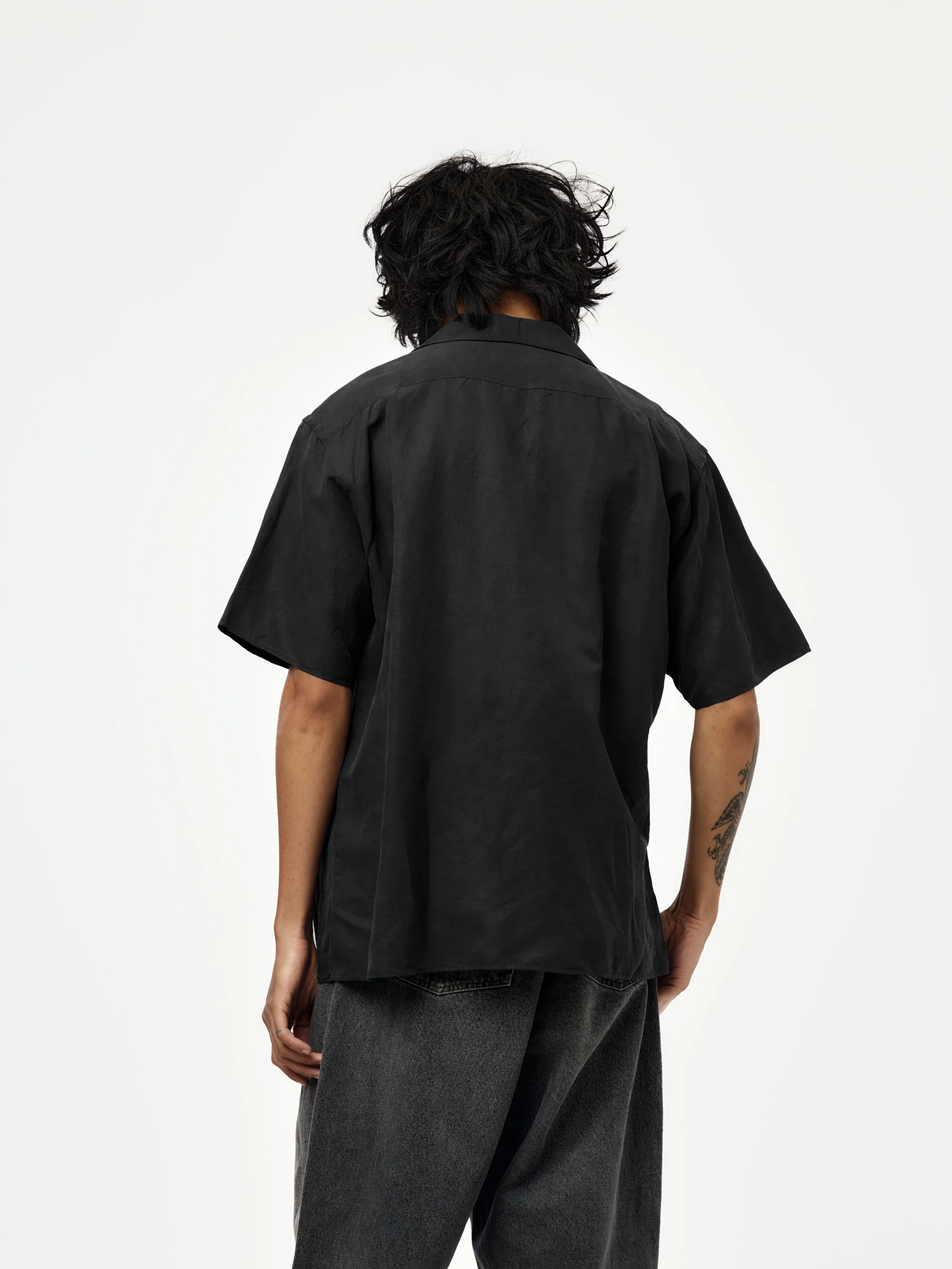 Vintage Silk Linen Short-Sleeve Open Collar Shirt (Black) - Image 3