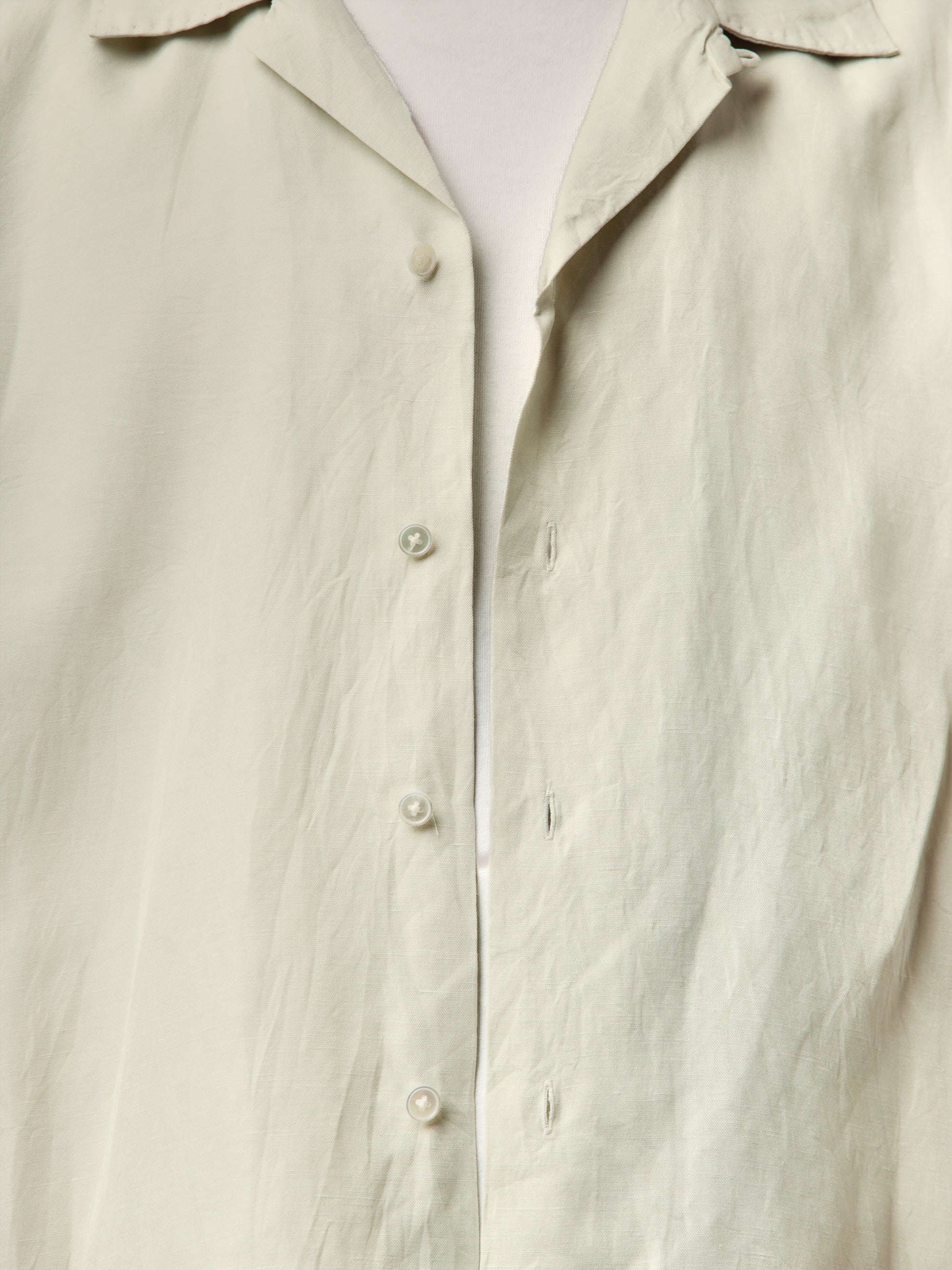 Vintage Silk Linen Short-Sleeve Open Collar Shirt (Ecru) - Image 6