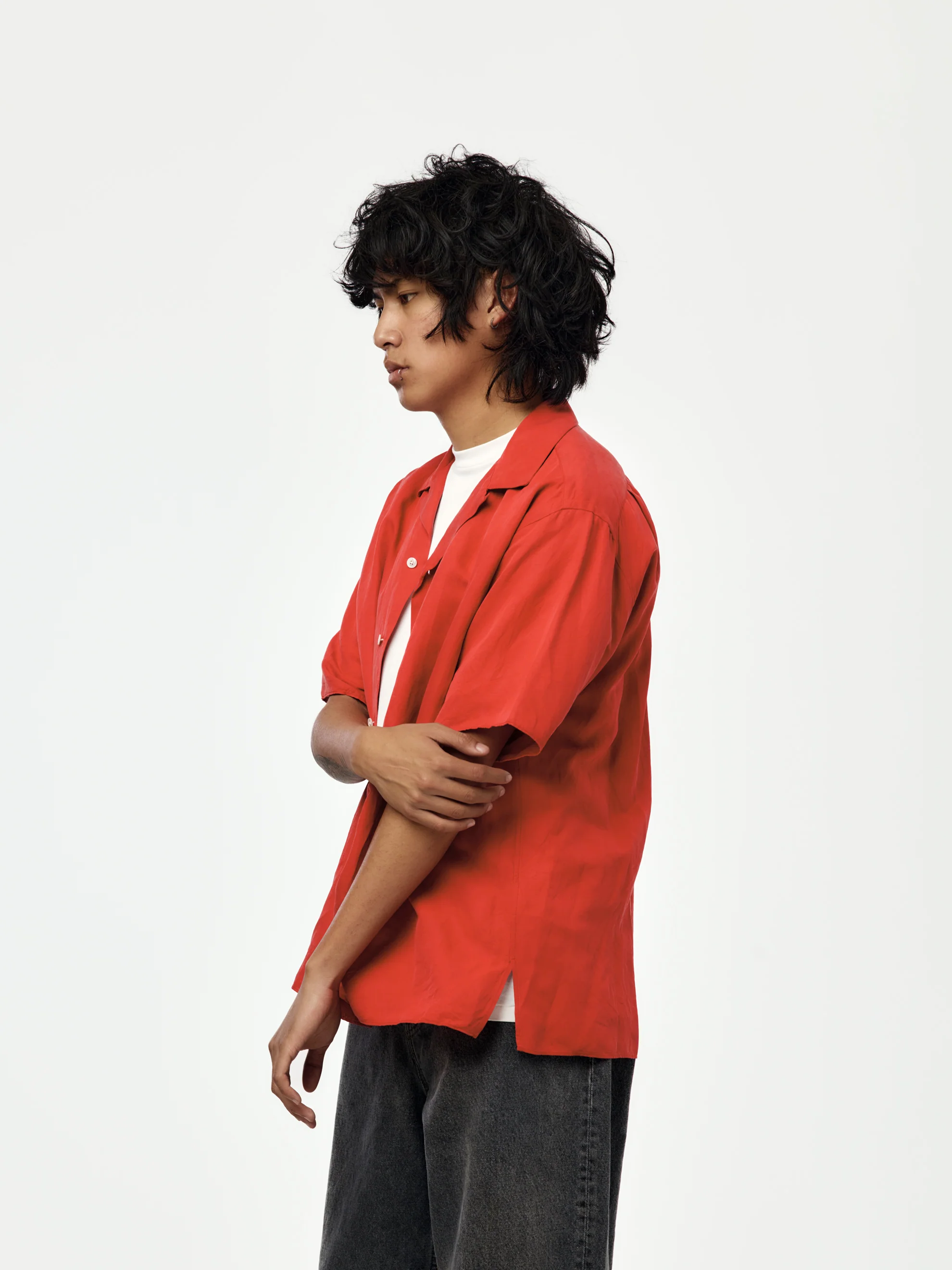 Vintage Silk Linen Short-Sleeve Open Collar Shirt (Red) - Image 2