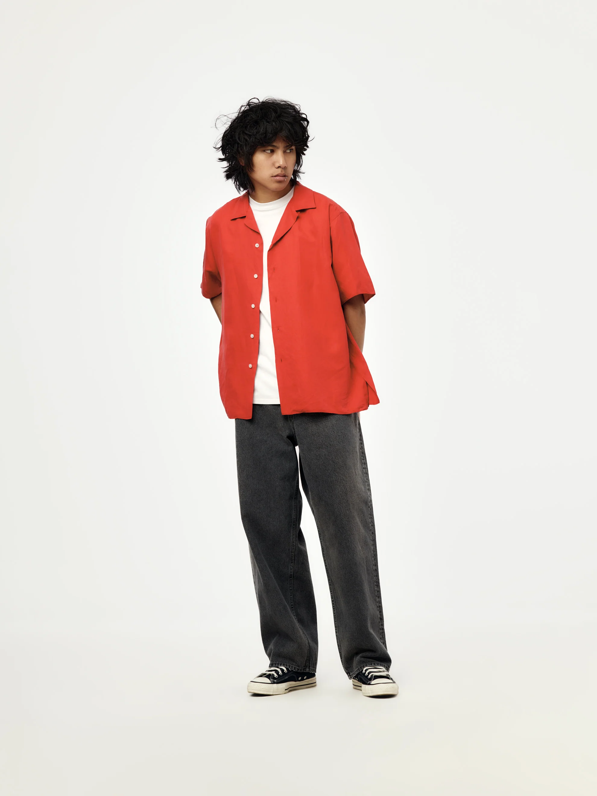 Vintage Silk Linen Short-Sleeve Open Collar Shirt (Red) - Image 4
