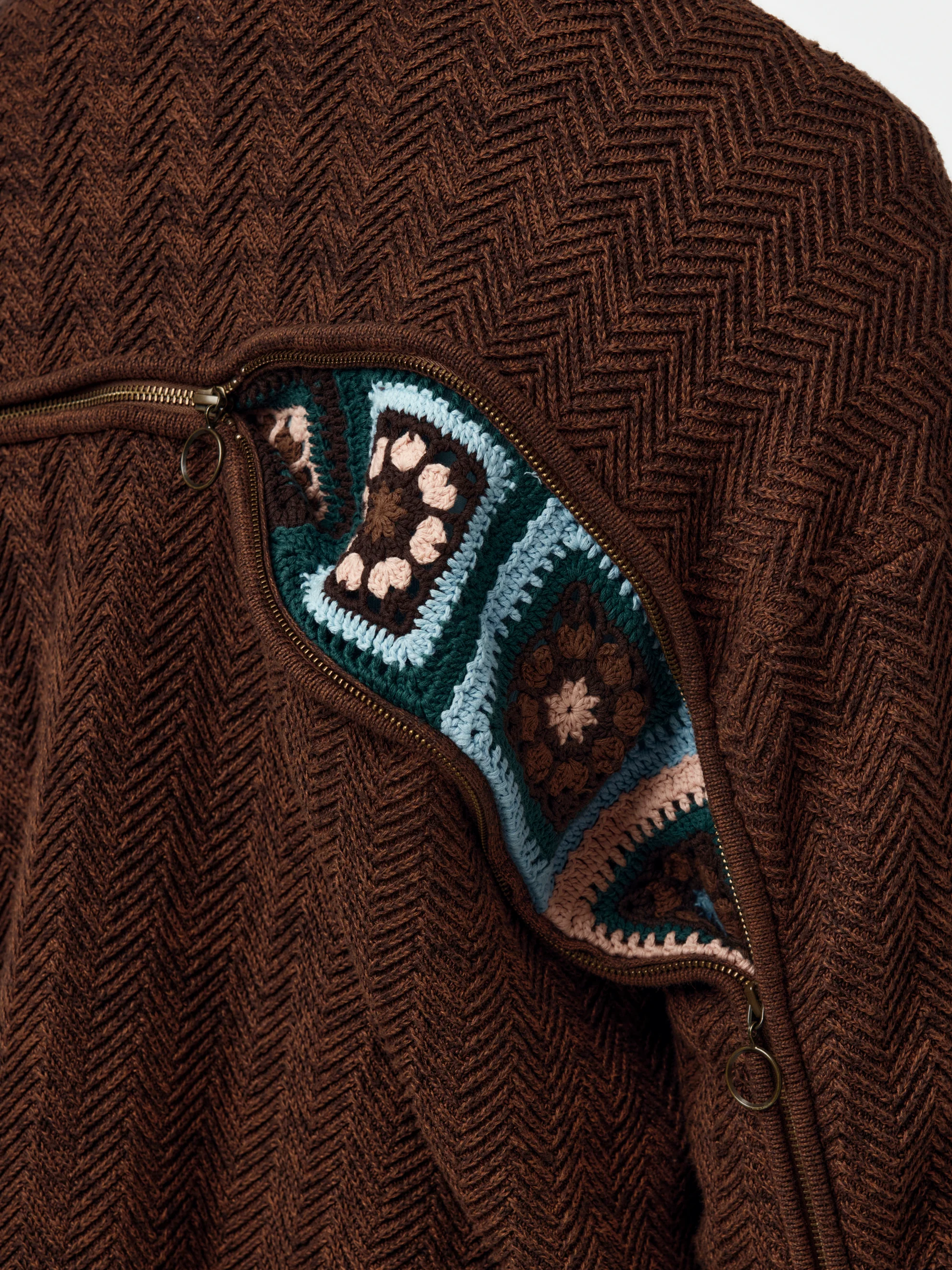 ANDREWS CARDIGAN (BROWN) - Image 6