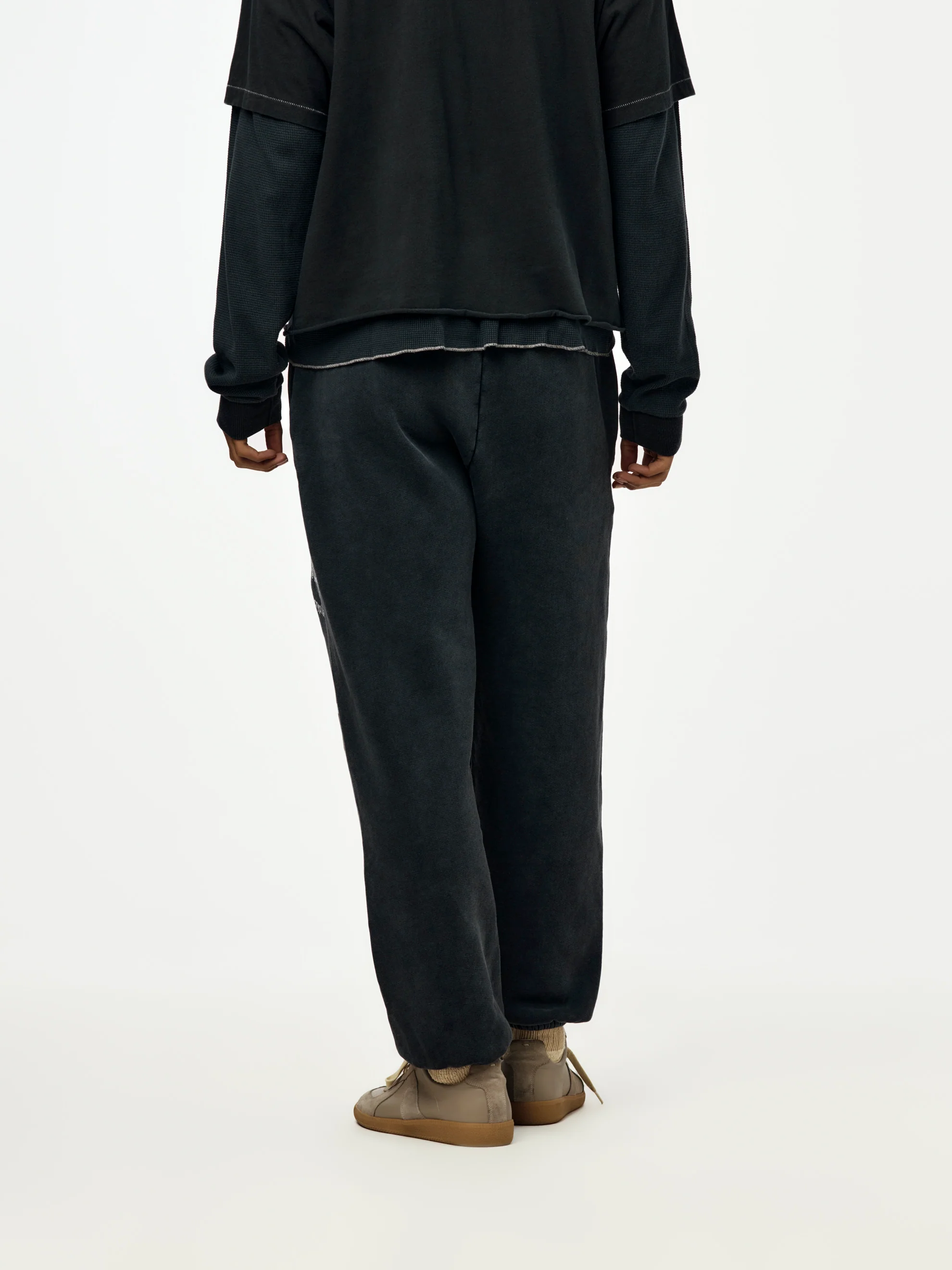 APOCRYPHA ENEMY SWEAT (Mechanic Black) - Image 3