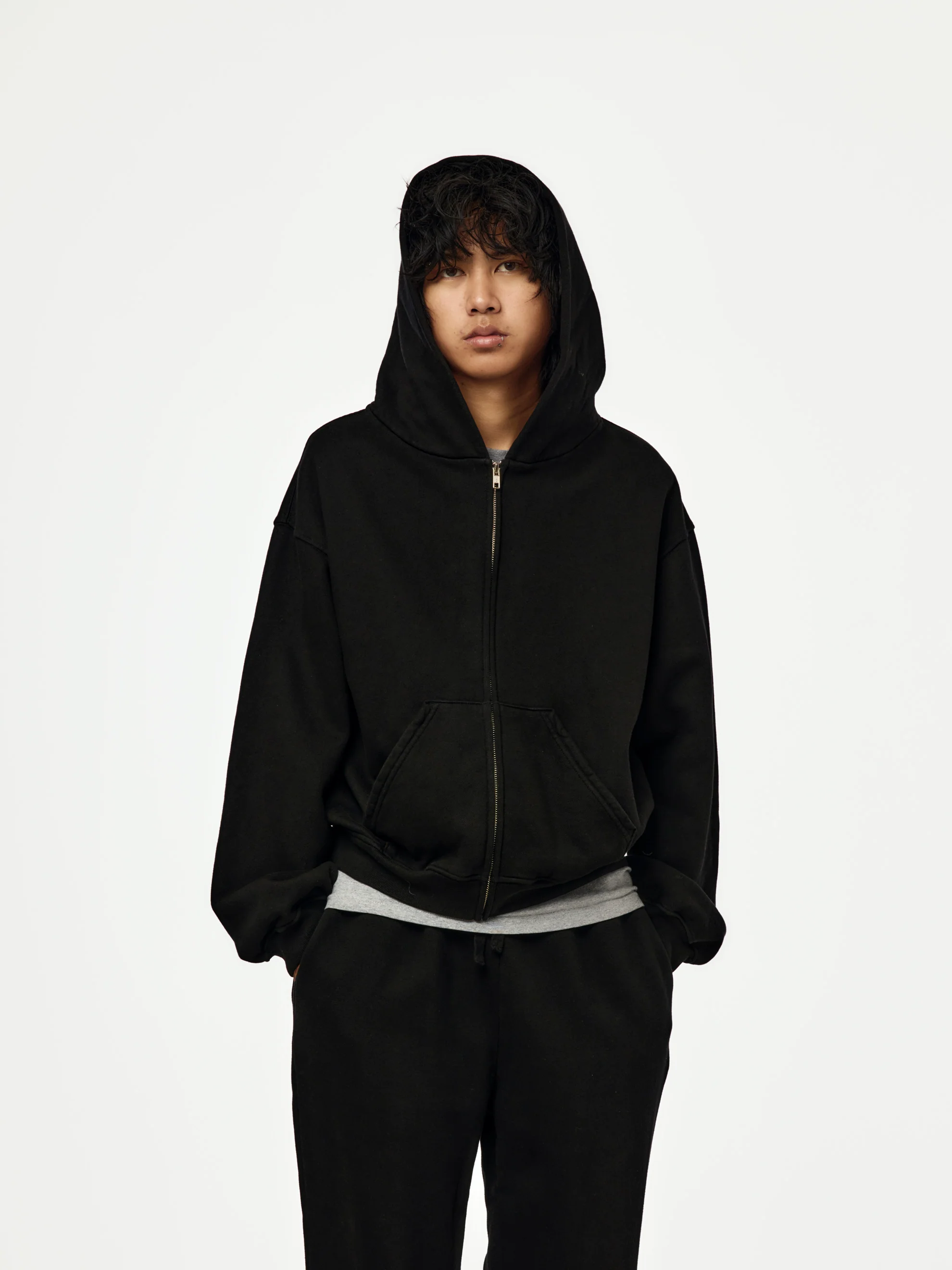baggy crop zip hoodie (black)
