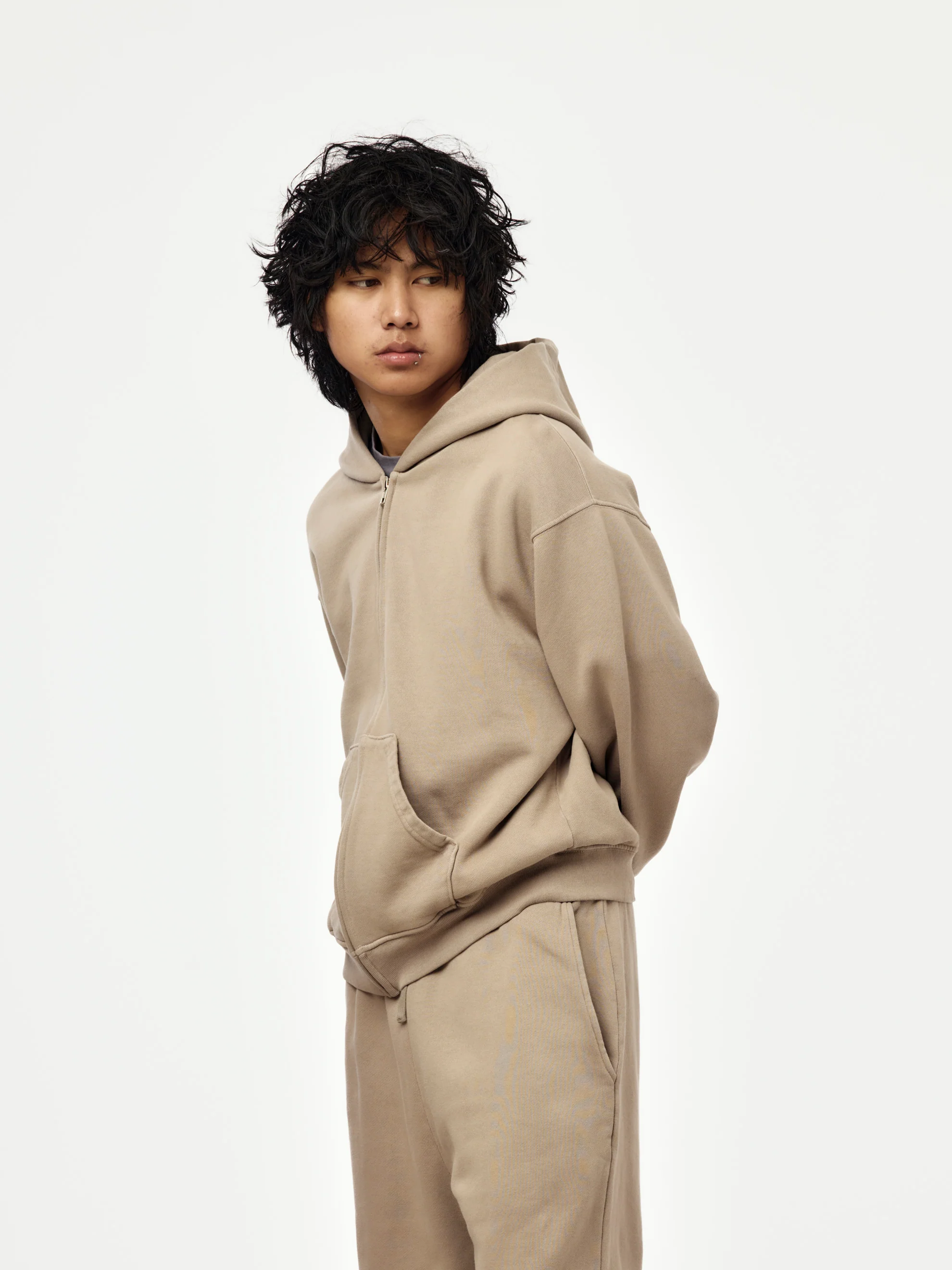 baggy crop zip hoodie (dune) - Image 2