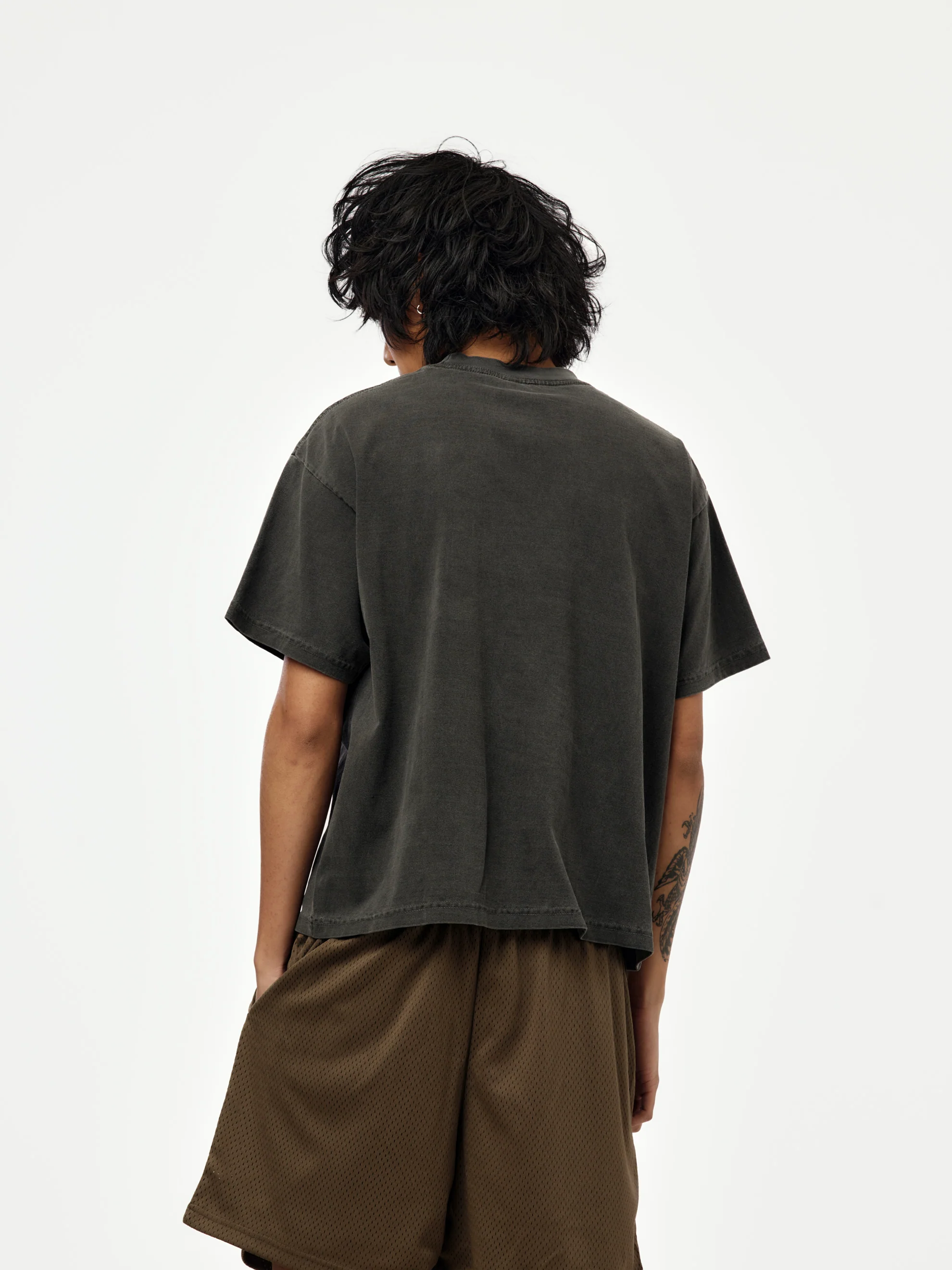 box crop tee (pigment black) - Image 3