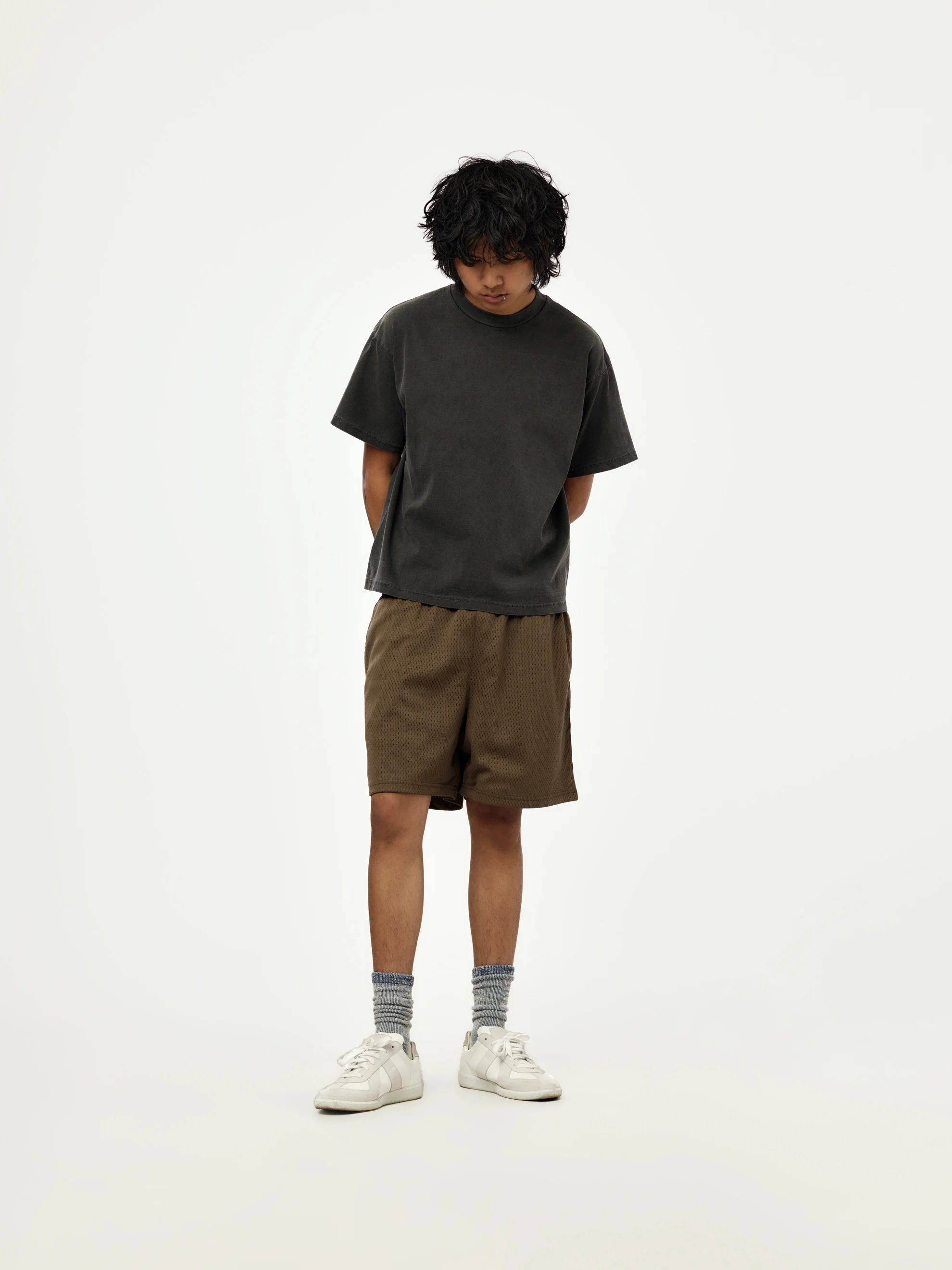 box crop tee (pigment black) - Image 4
