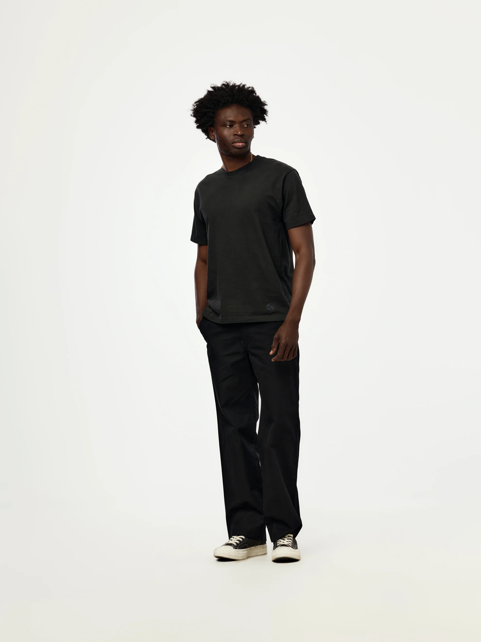 Classic T-shirt (Black) - Image 4