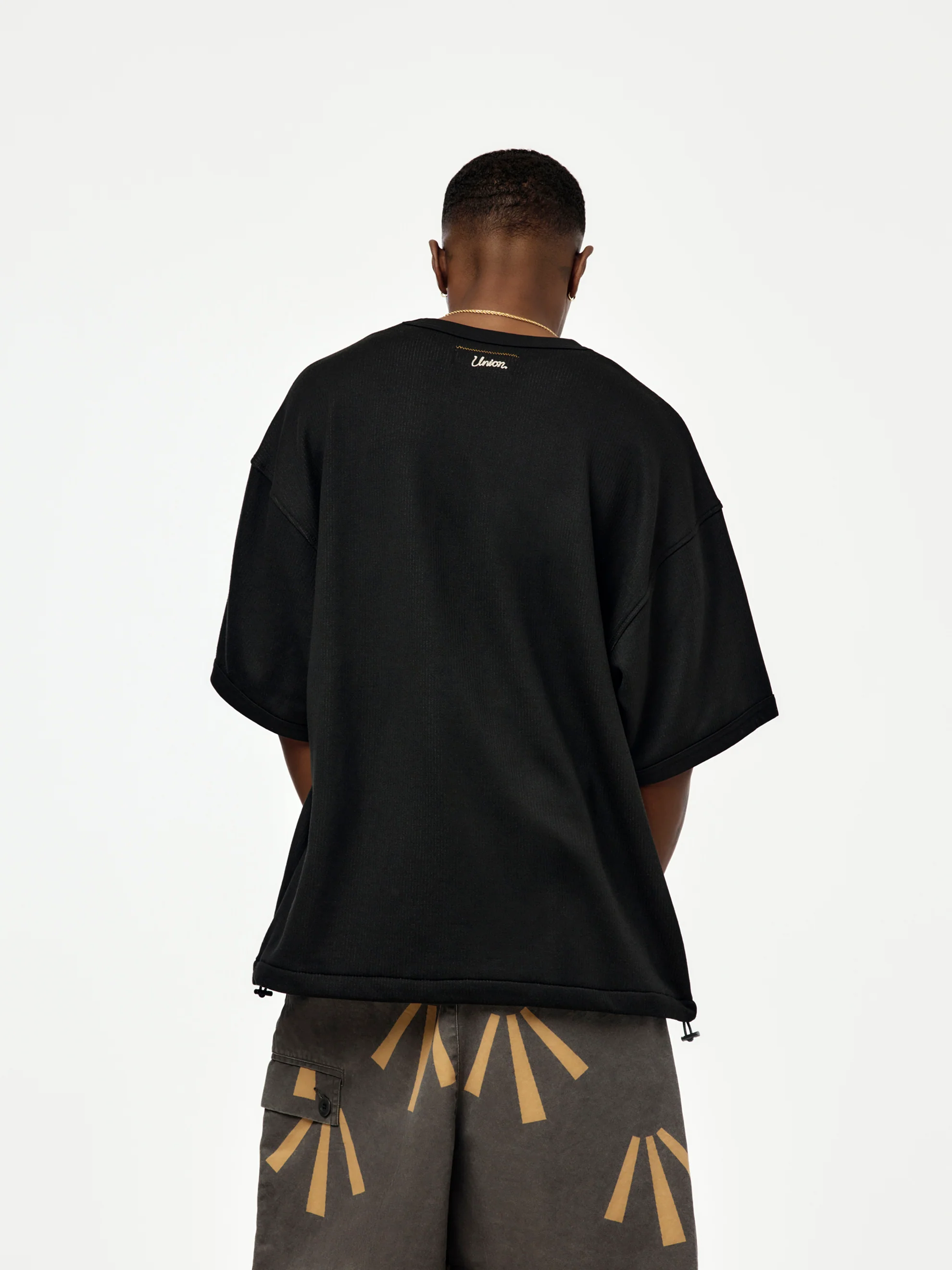 ECHO TEE (BLACK) - Image 3