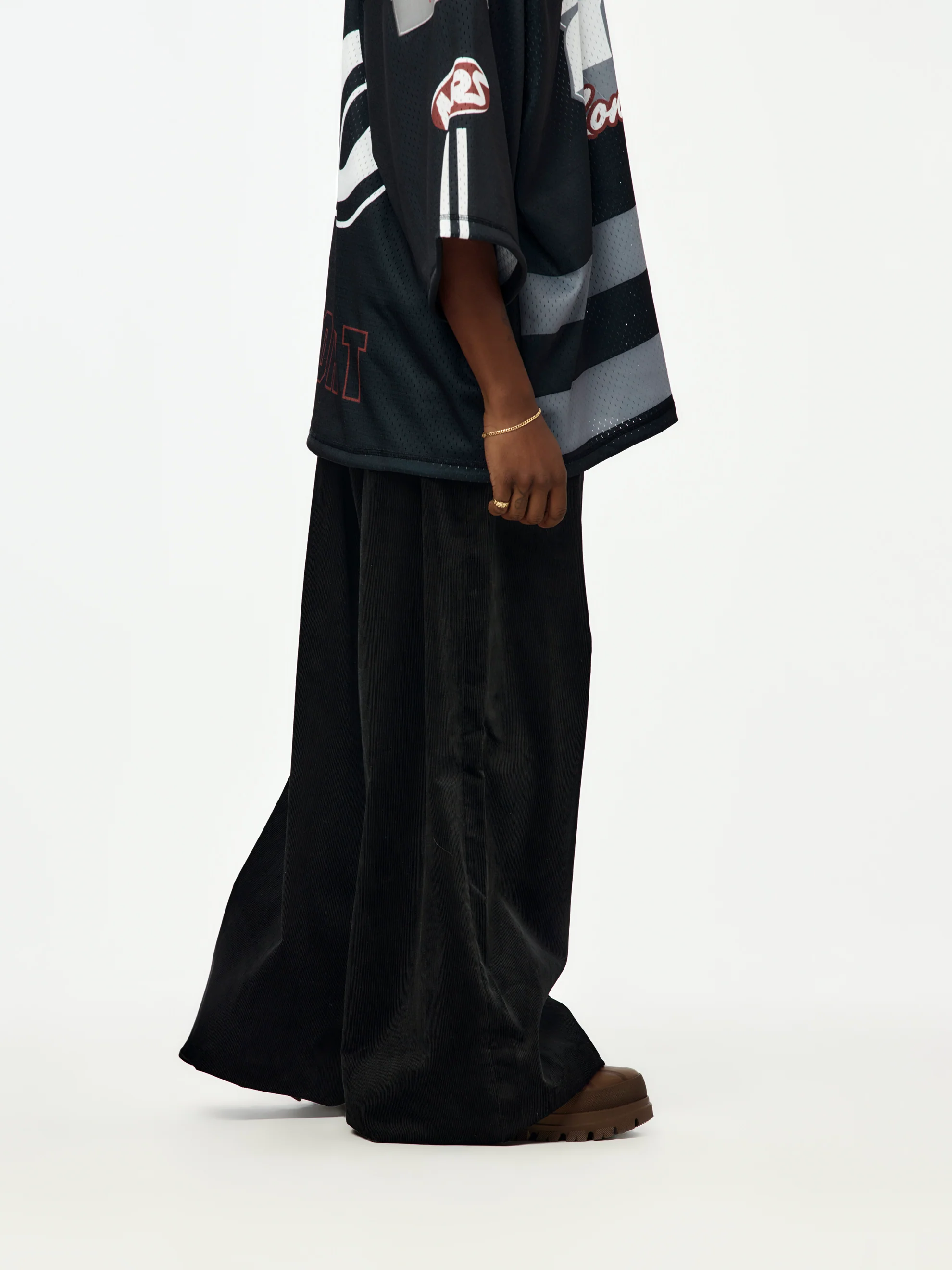 Extreme Wide Leg Tailored Trouser (Black) - Image 3