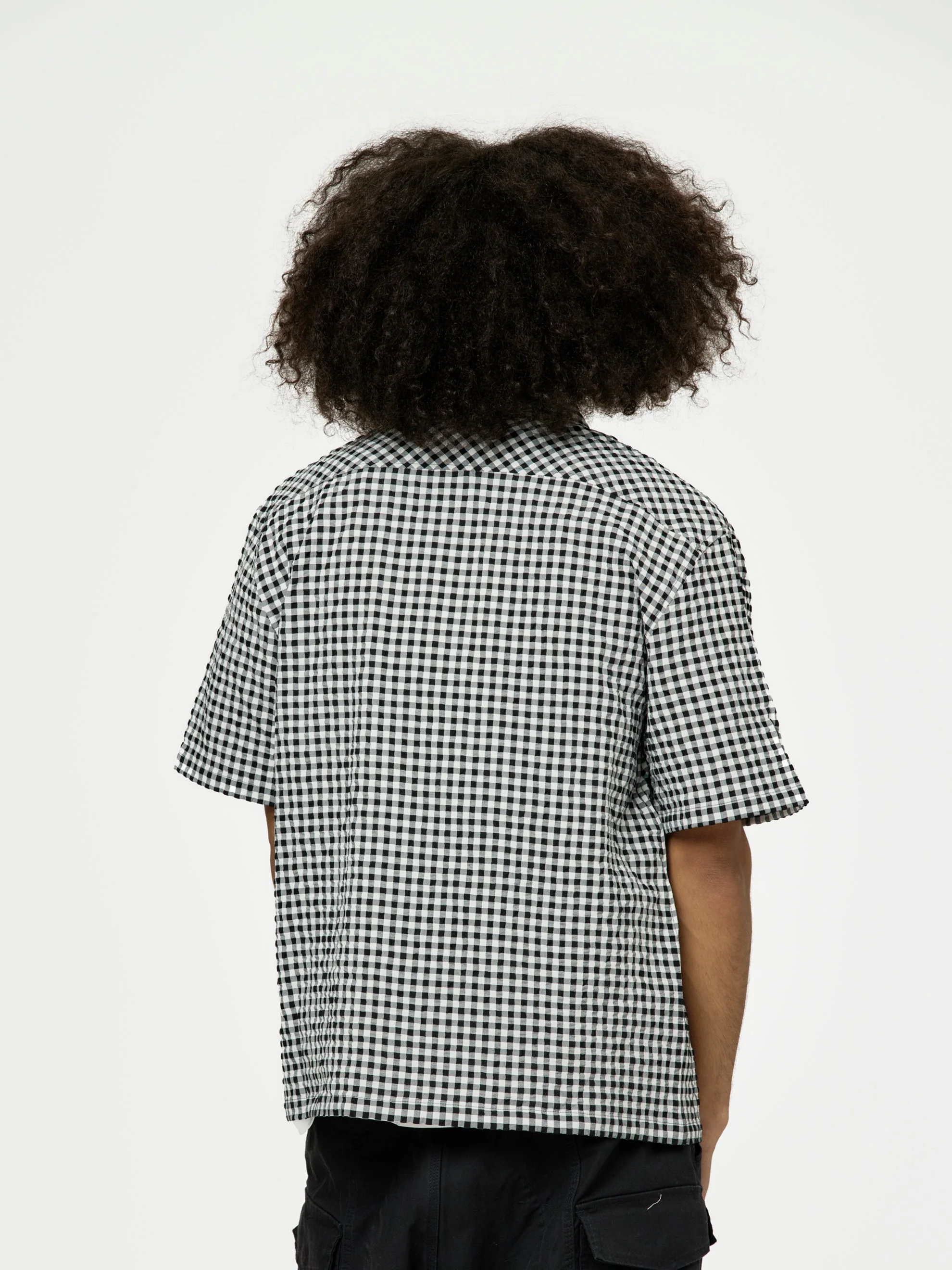 Gingham Seersucker Short-Sleeved Shirt (Black) - Image 3