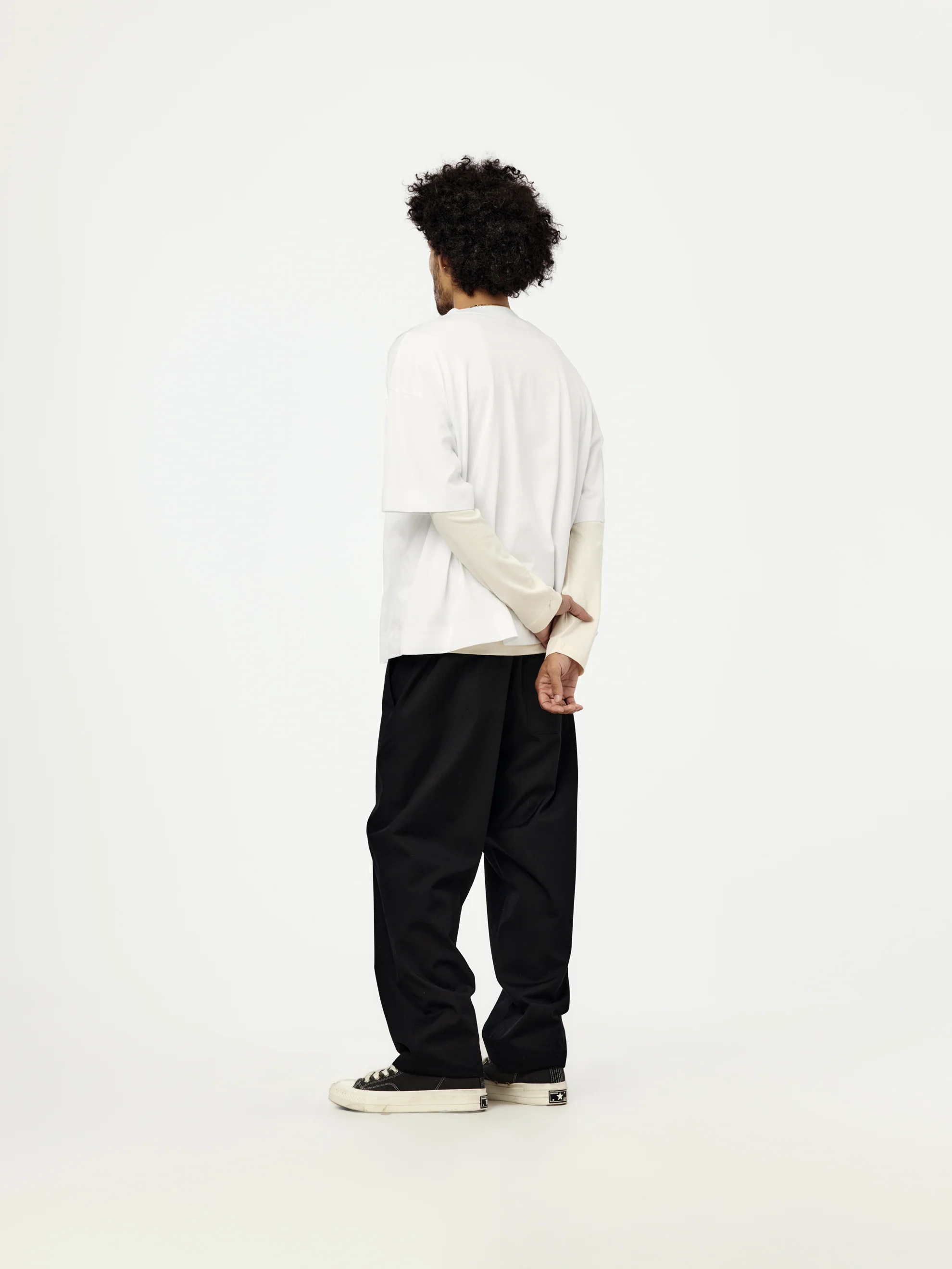 Heno T-Shirt (White) - Image 5