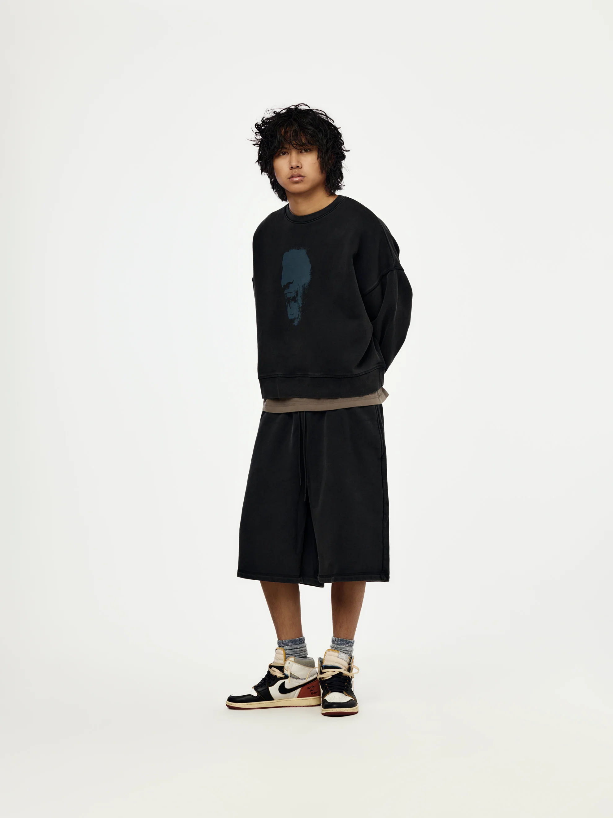 Jordan x IH Cropped Crewneck (BLACK) - Image 4