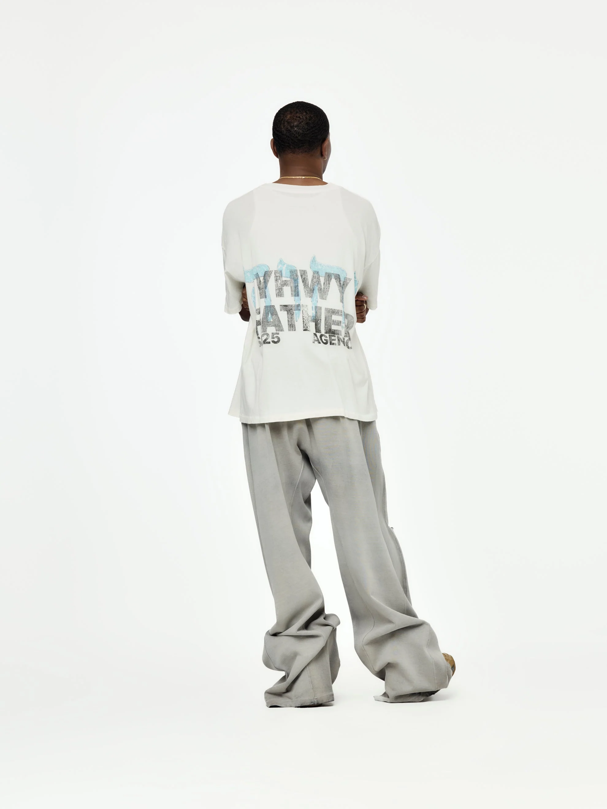 Leaders Tee (Max White) - Image 5