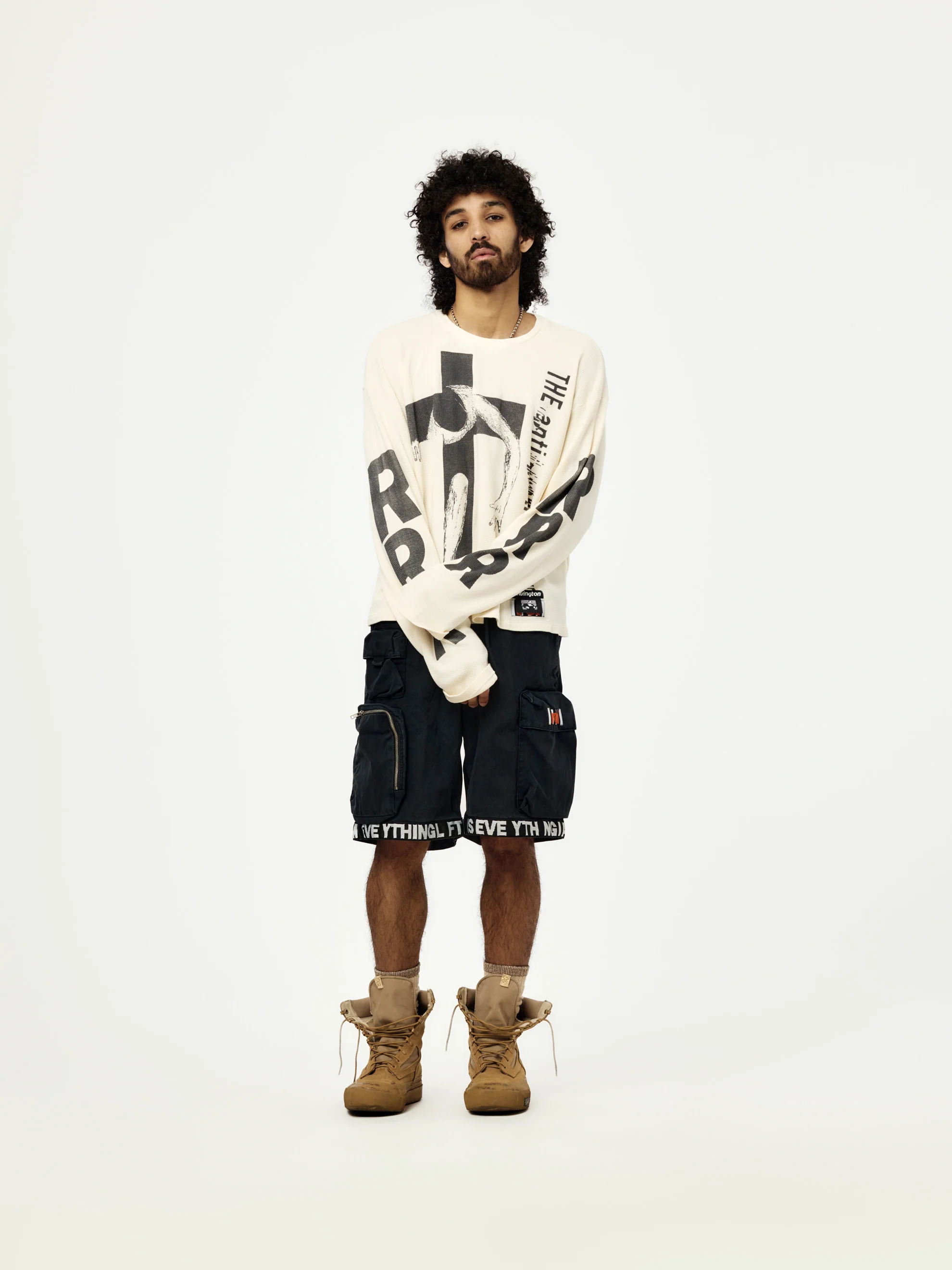 LEFT OUT SHORT (Black) - Image 6