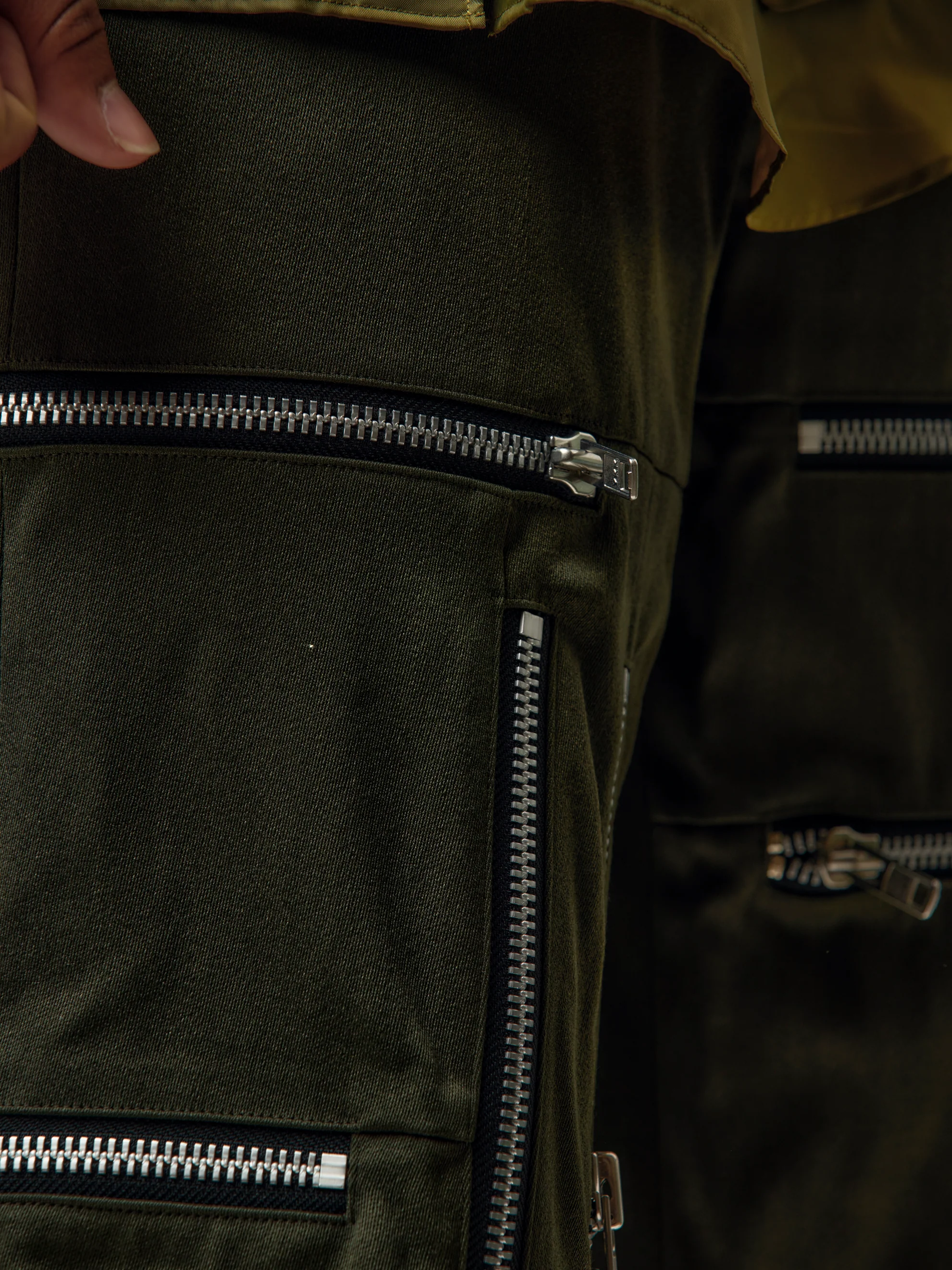 MEN'S SHORTS (KHAKI) - Image 6