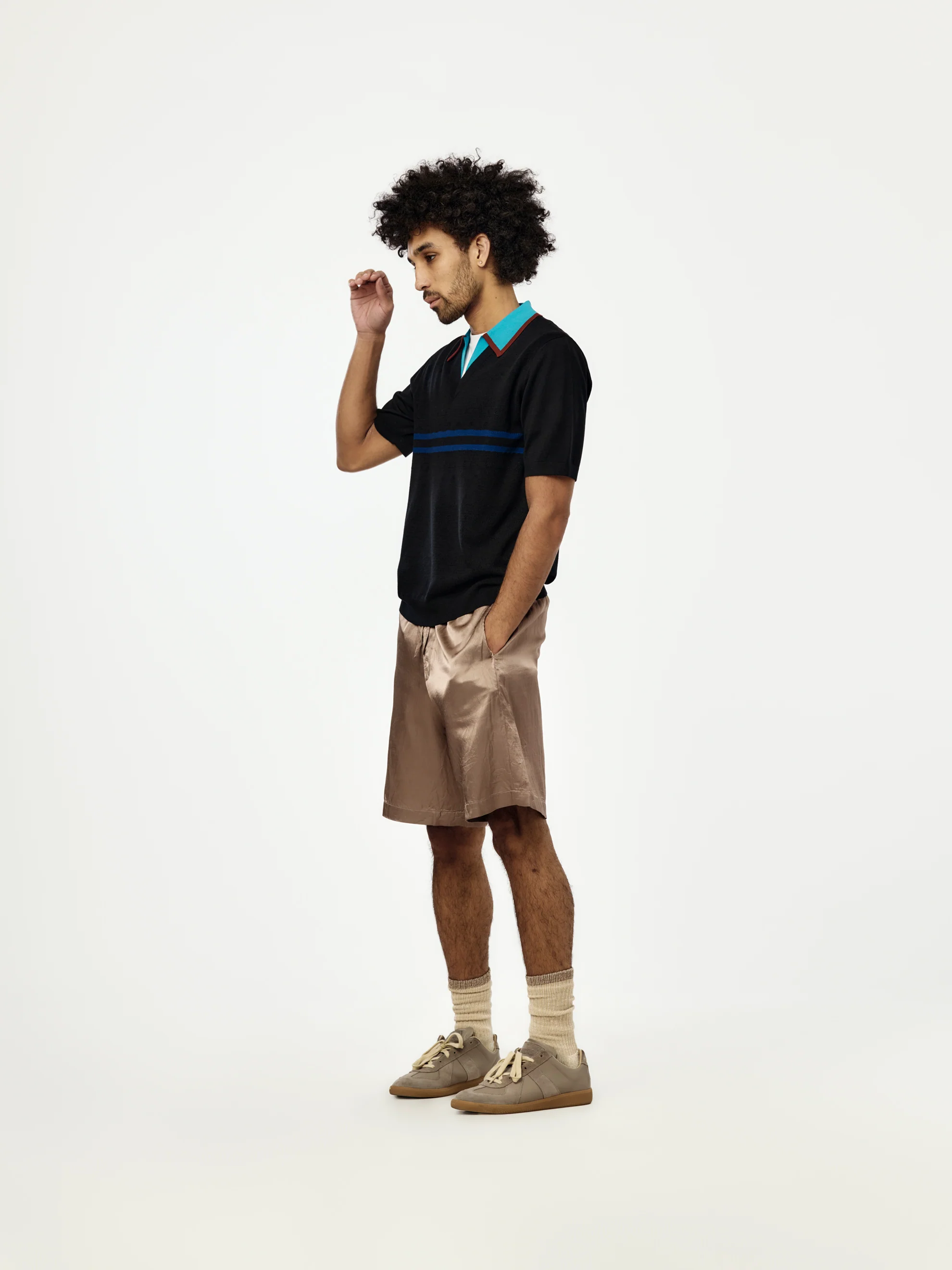 Molar Polo (Black) - Image 4