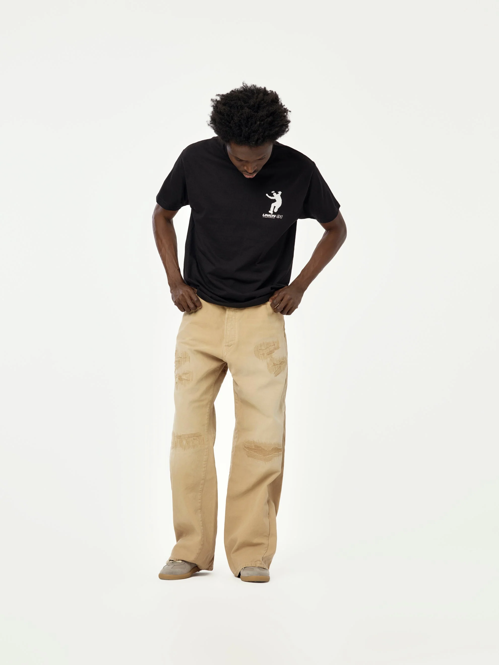 Sans Tee (True Black) - Image 4