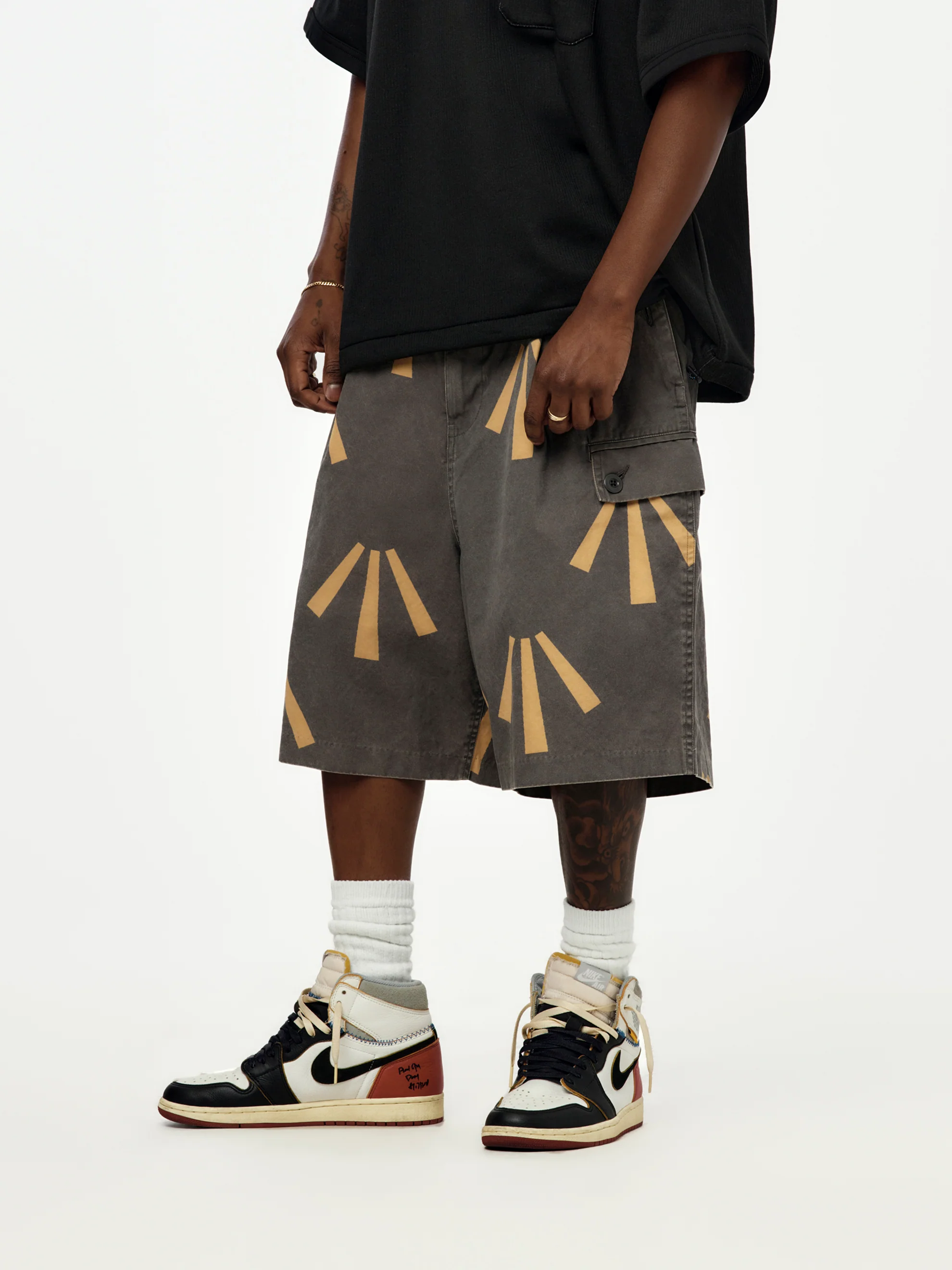 SHAW SHORT (DARK GREY) - Image 2