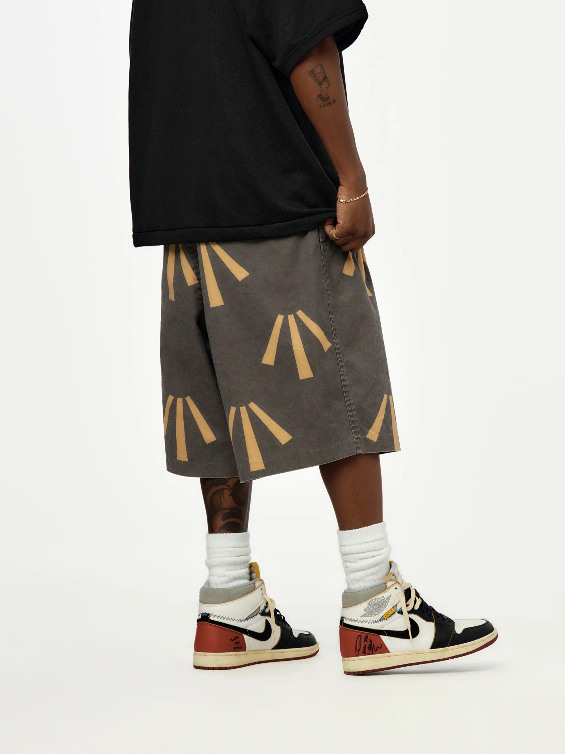 SHAW SHORT (DARK GREY) - Image 4