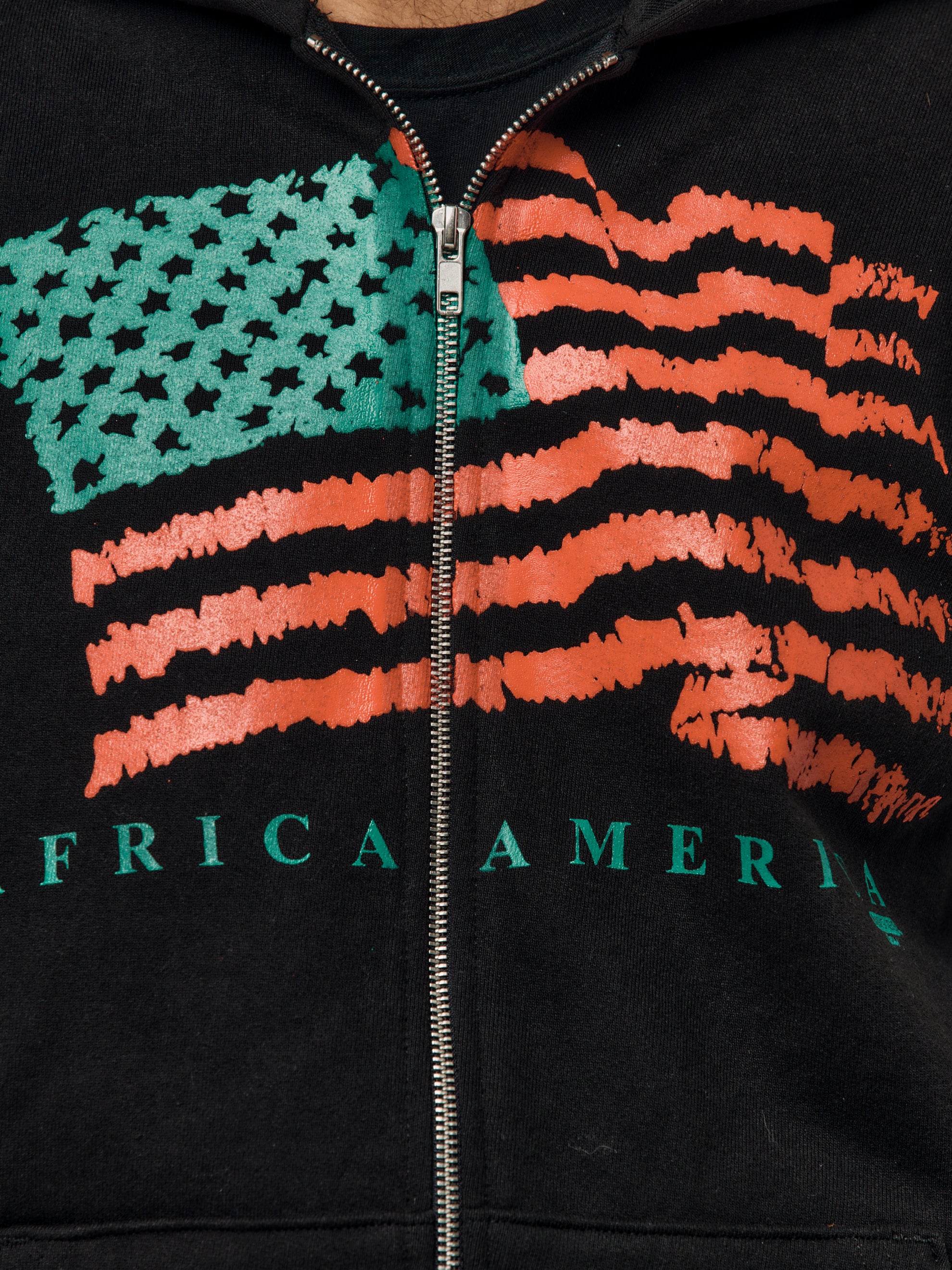 UNWAVERING FLAG ZIP HOODIE IN BLACK (BLACK) - Image 6