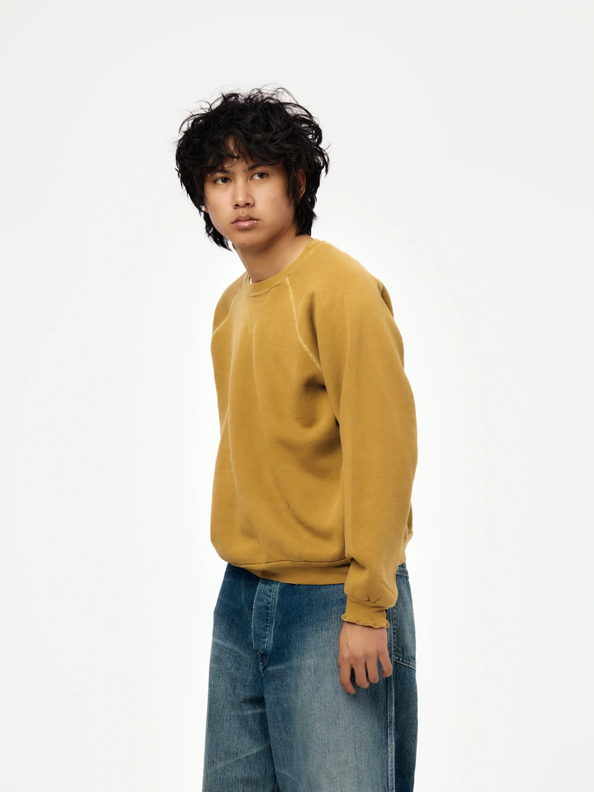 Vintage Double V Sweatshirt (GOLD) (SIS) - Image 2