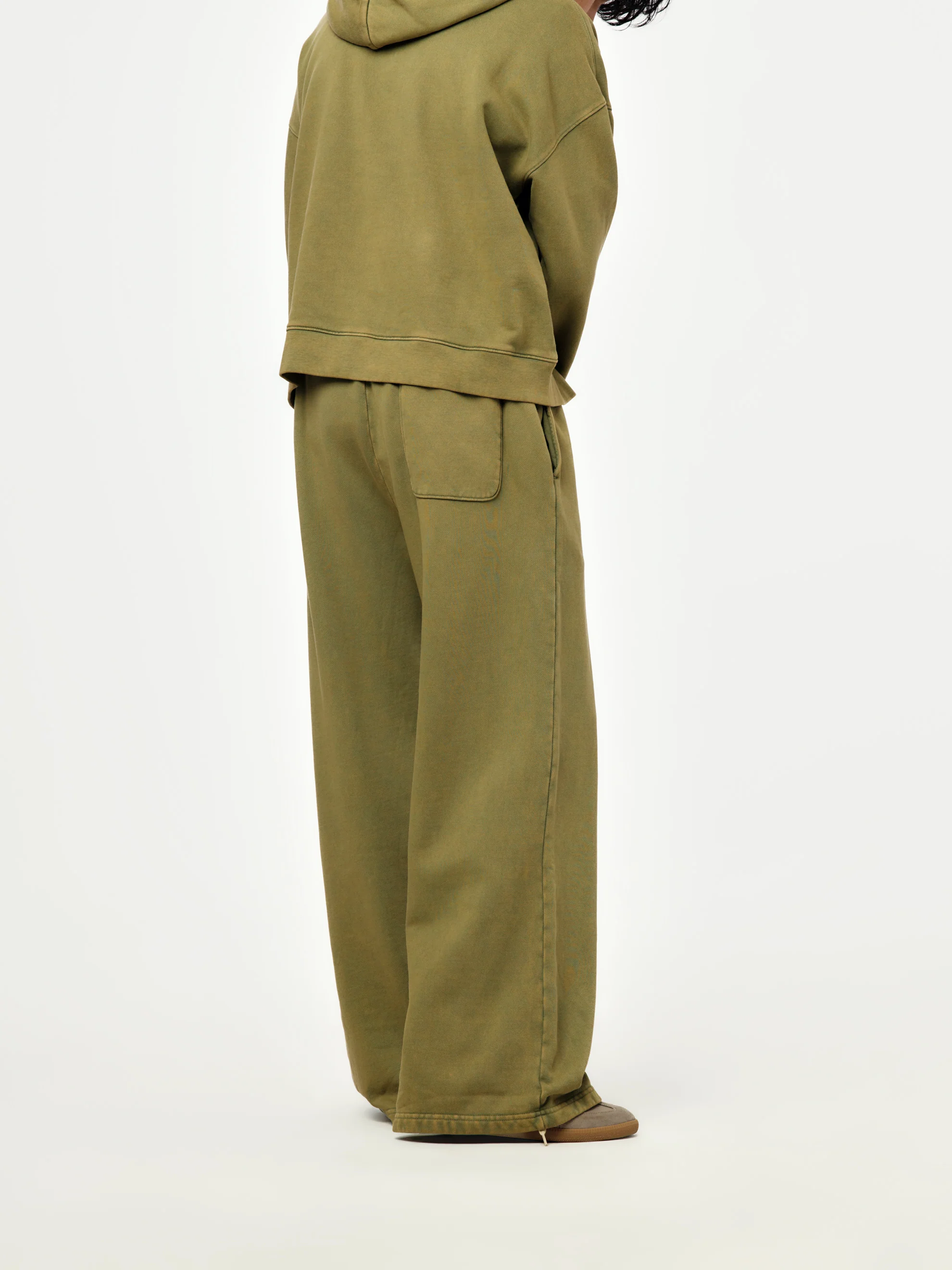 wide leg sweatpants (washed green olive) - Image 3