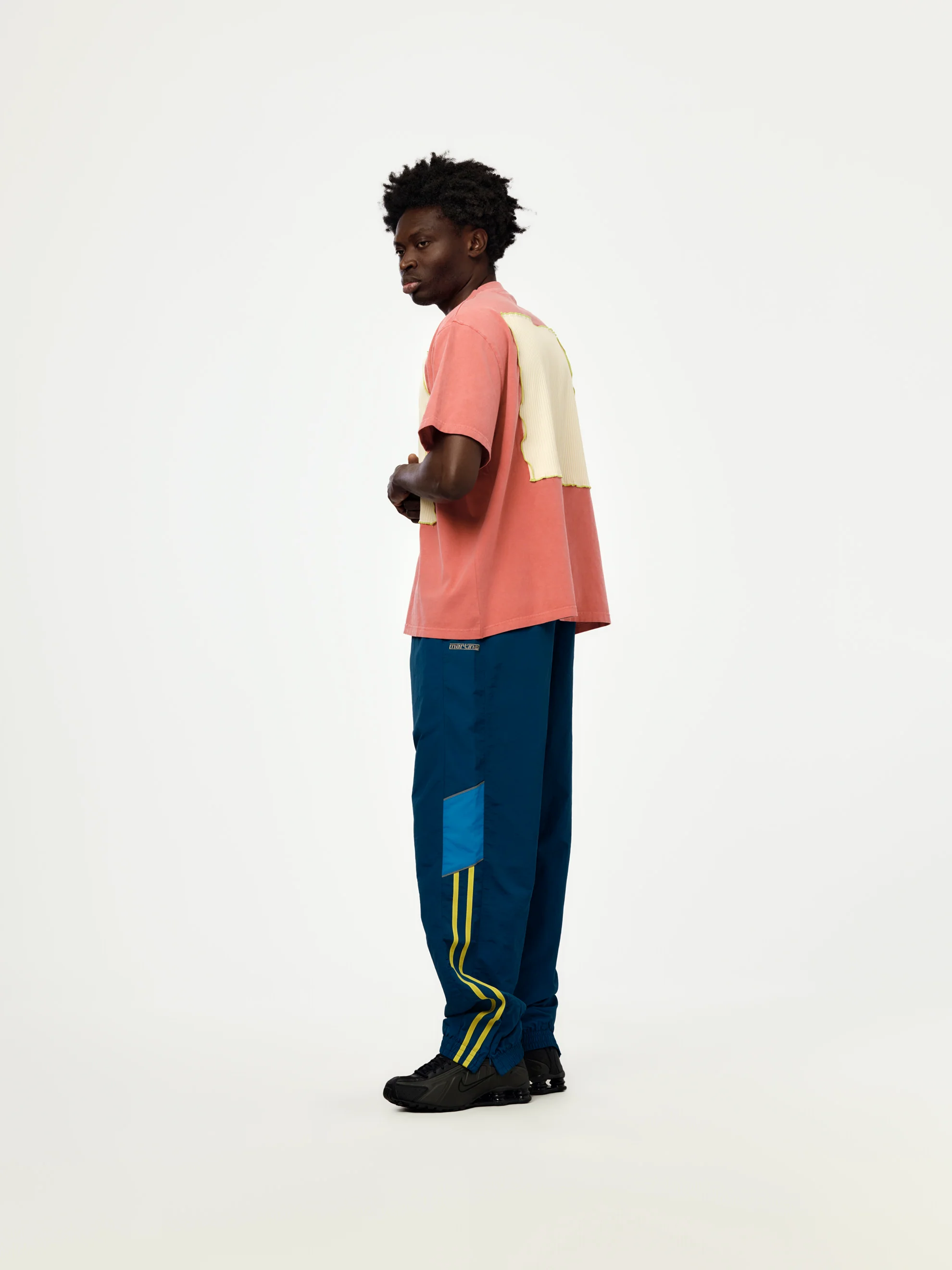 WINDOW T-SHIRT (PINK HOT) - Image 5